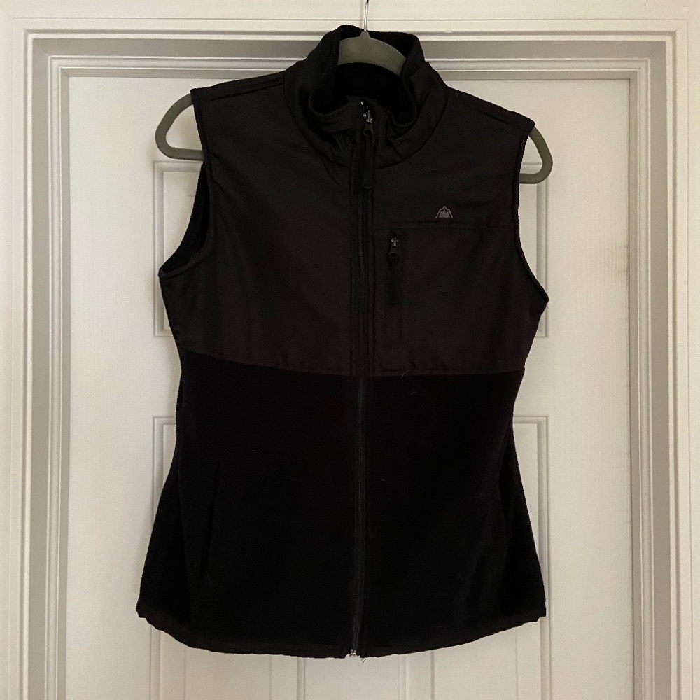 Black Zip Up Vest